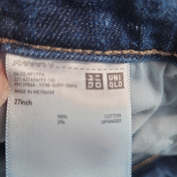 Uniqlo Women's High Waist Wide Leg Crop Fray Hem Jeans Size 27 - Picture 7 of 12